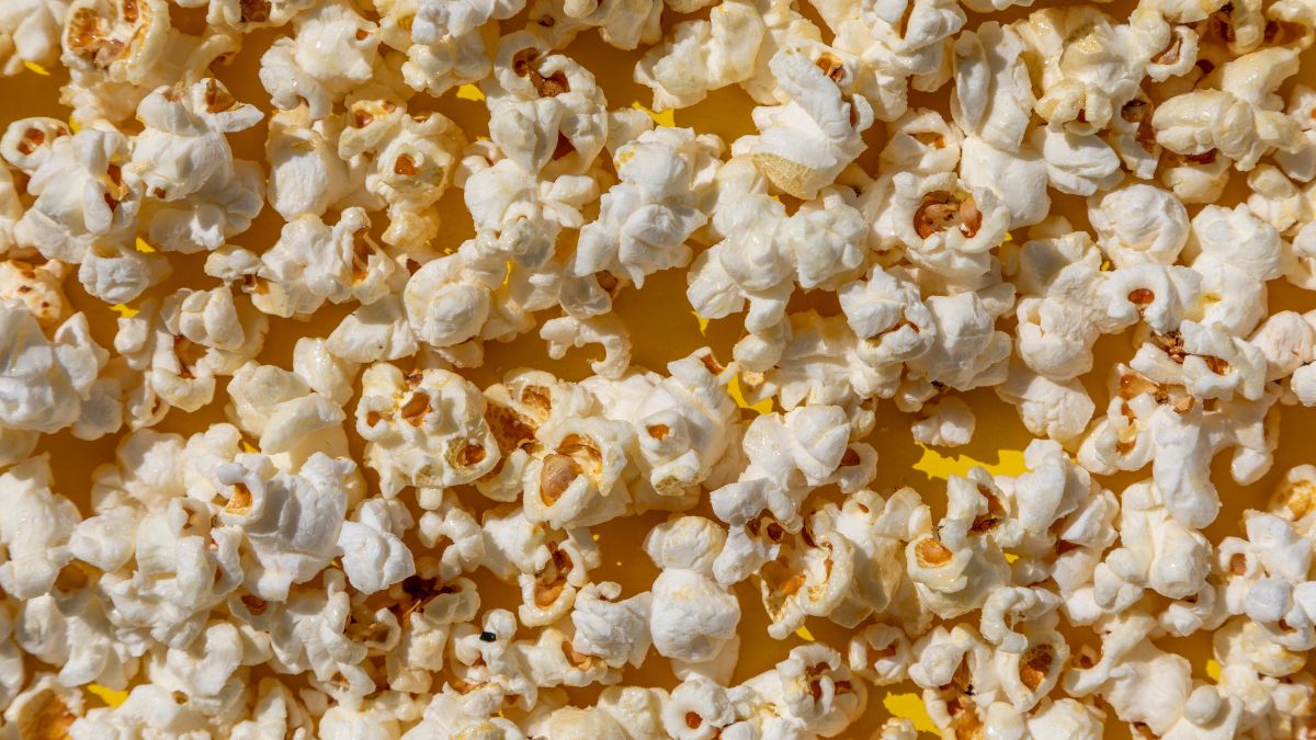 Is Popcorn A Carb?