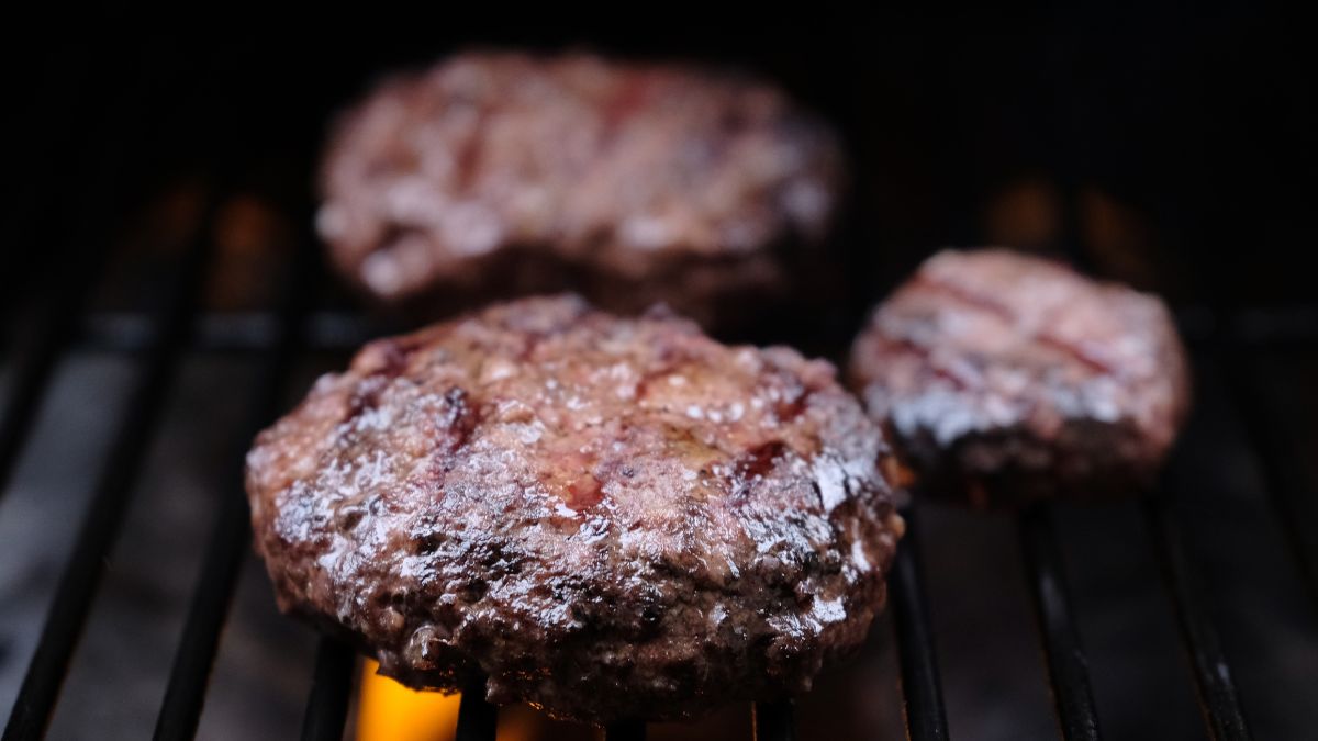 How Long to Grill Frozen Burgers