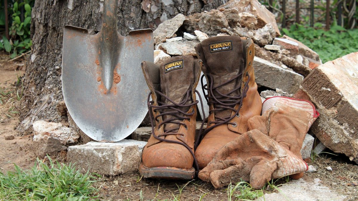 Best Insoles For Work Boots
